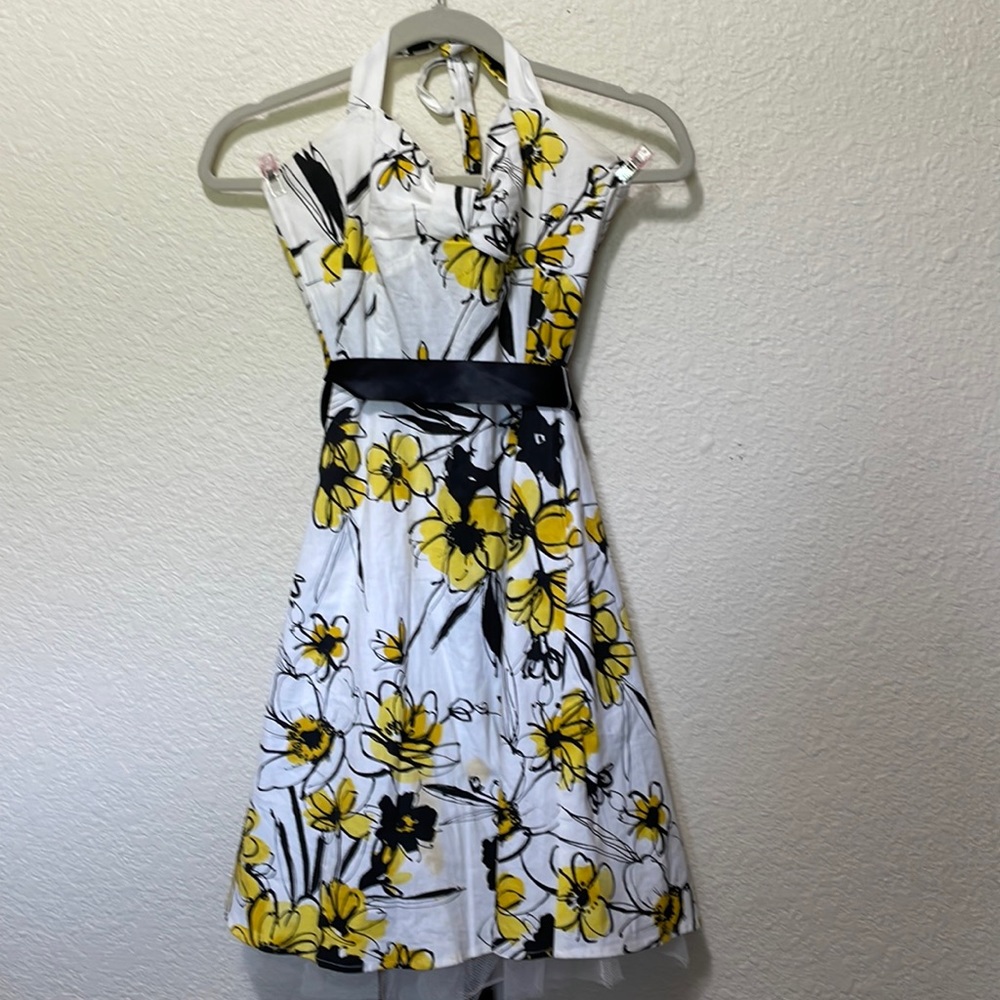 Pulse Women’s Floral Halter Top Dress. Very Good Condition. Size M.